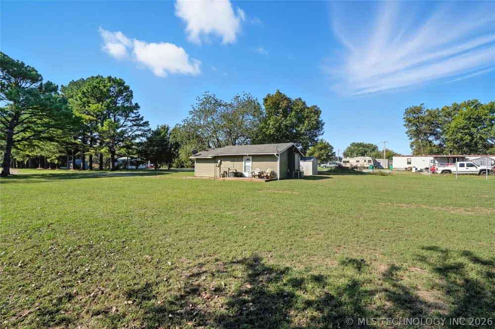 63176 E 282 ROAD Grove, OK 74344