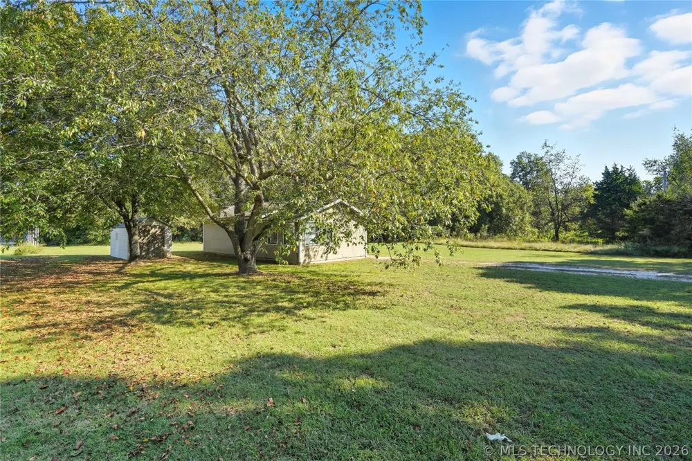 63176 E 282 ROAD Grove, OK 74344