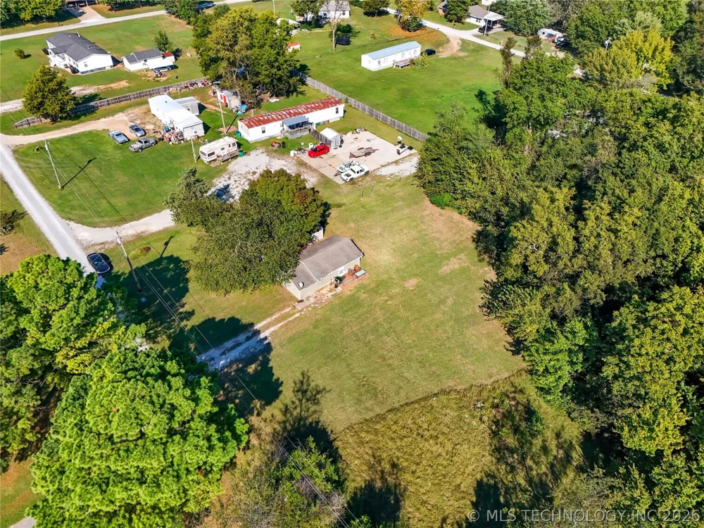 63176 E 282 ROAD Grove, OK 74344