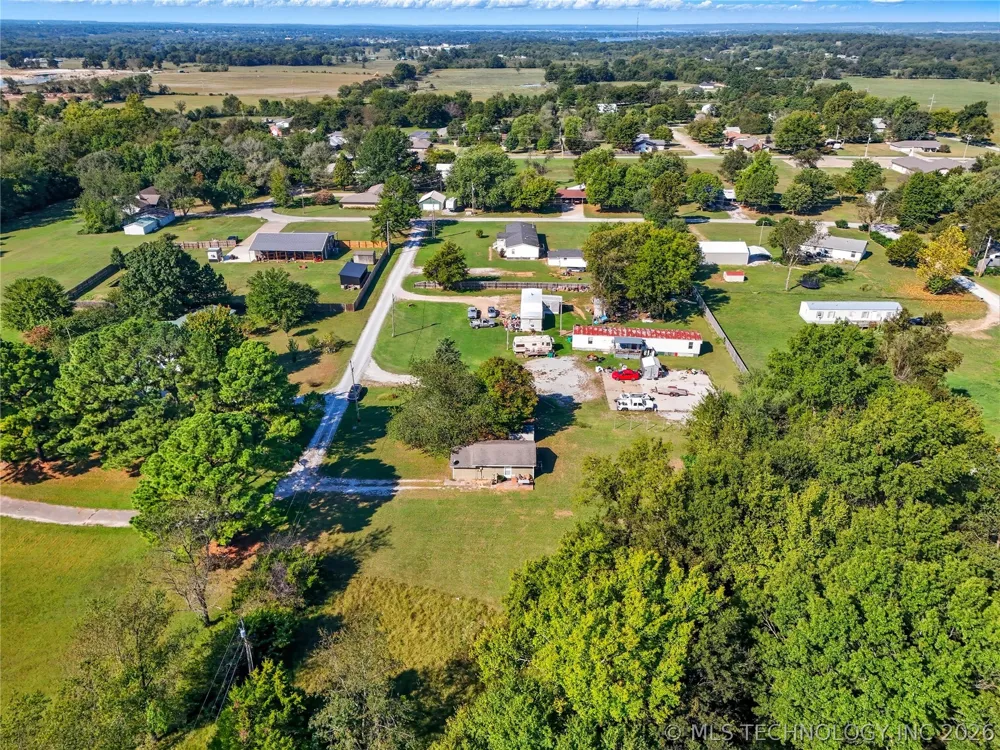 63176 E 282 ROAD Grove, OK 74344