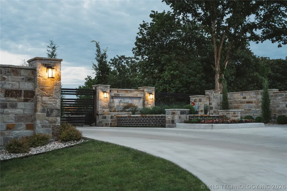5911 Emberlyn Way Sapulpa, OK 74067