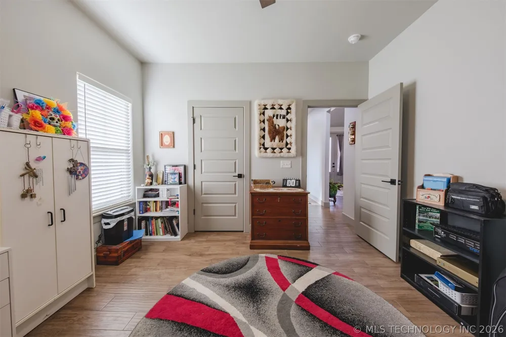 16860 W Sierra Tahlequah, OK 74464