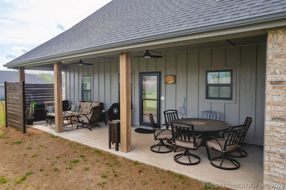 16860 W Sierra Tahlequah, OK 74464