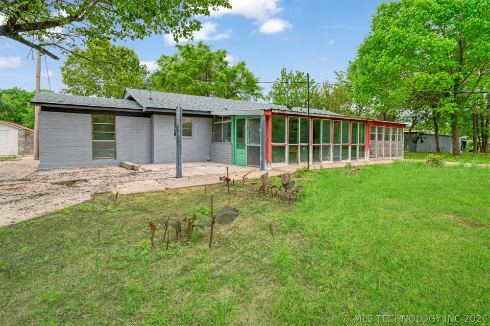 3546 E 2000 ROAD Sawyer, OK 74743
