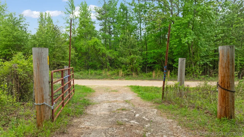 3546 E 2000 ROAD Sawyer, OK 74743