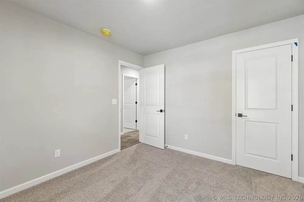 1119 E Cherry Street Cushing, OK 74023