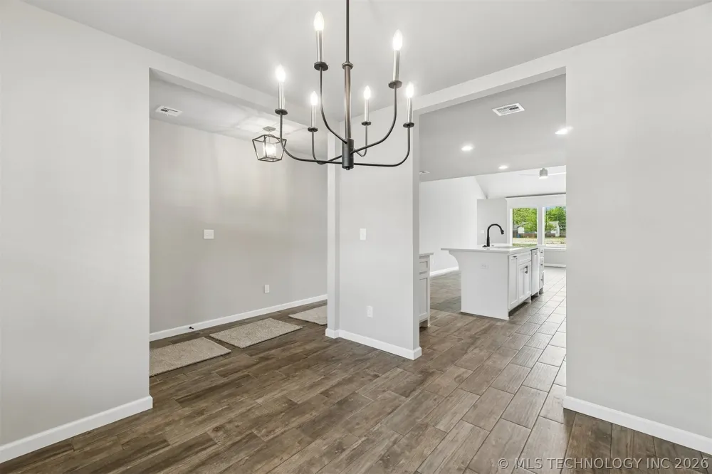1119 E Cherry Street Cushing, OK 74023