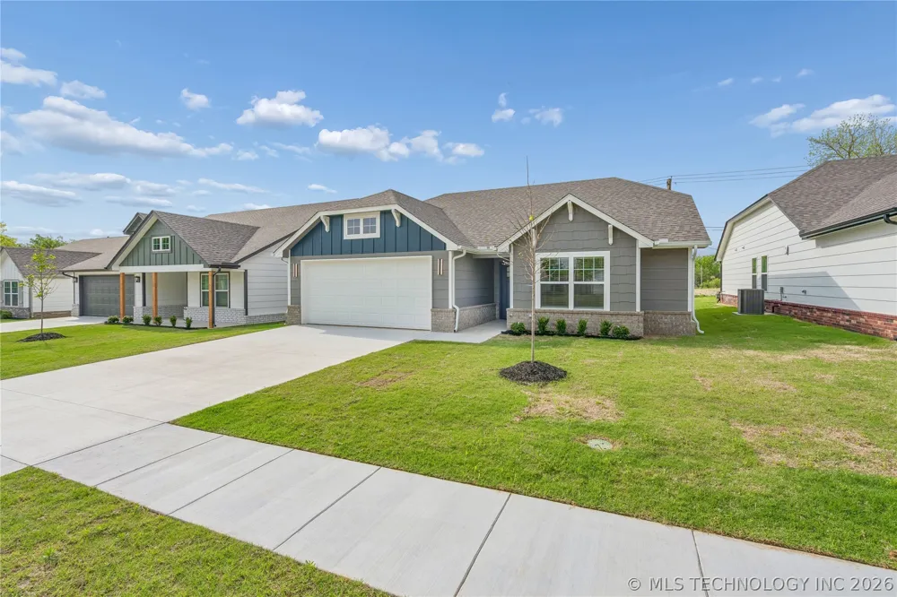 1121 E Cherry Street Cushing, OK 74023