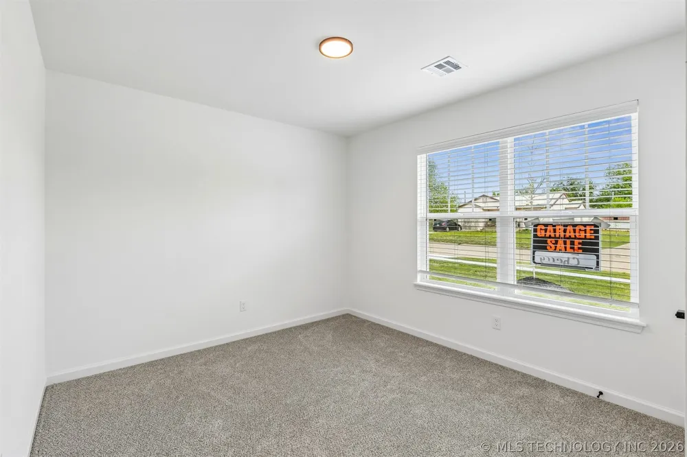 1125 E Cherry Street Cushing, OK 74023