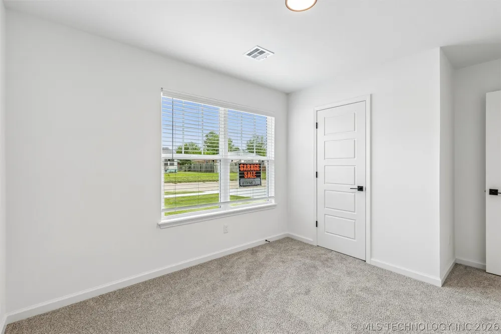 1125 E Cherry Street Cushing, OK 74023