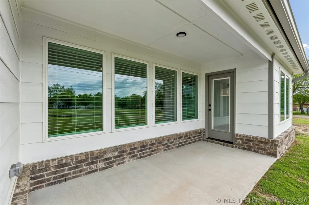1125 E Cherry Street Cushing, OK 74023