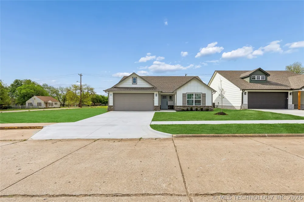 1125 E Cherry Street Cushing, OK 74023