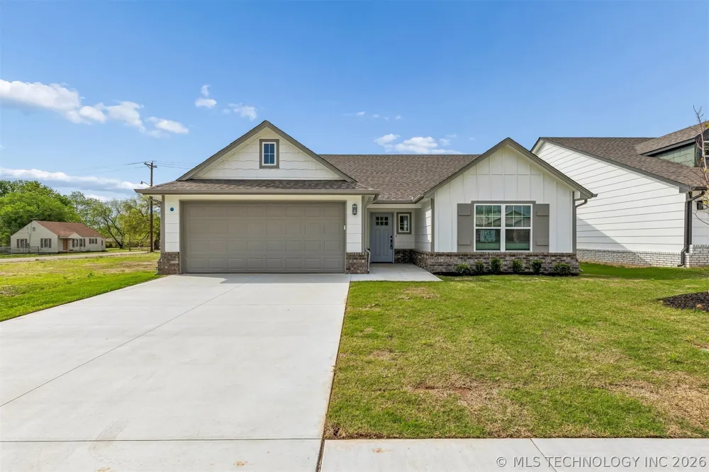 1125 E Cherry Street Cushing, OK 74023
