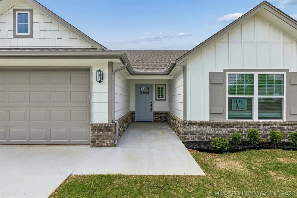 1125 E Cherry Street Cushing, OK 74023