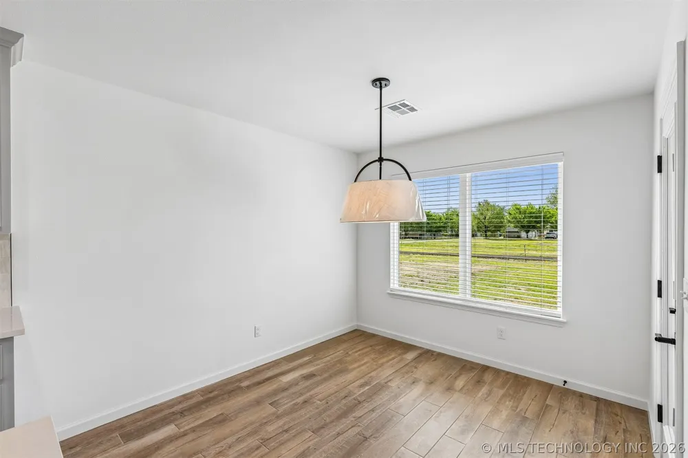 1125 E Cherry Street Cushing, OK 74023