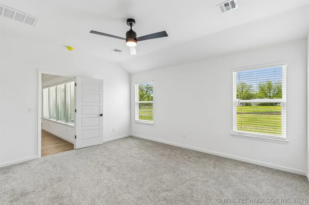 1125 E Cherry Street Cushing, OK 74023