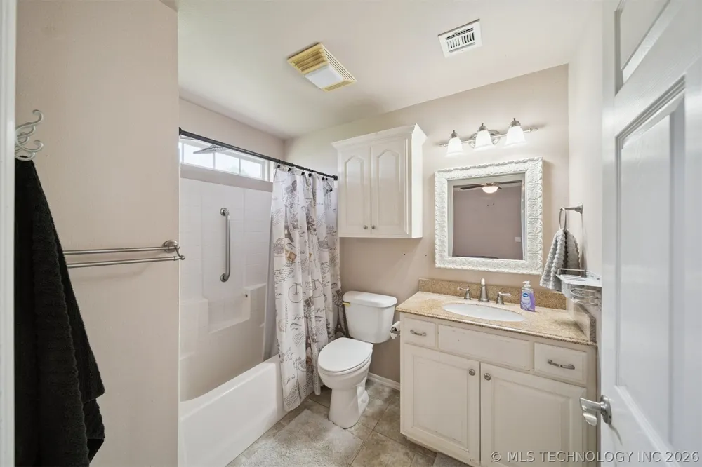 42 Winfield Drive Inola, OK 74036