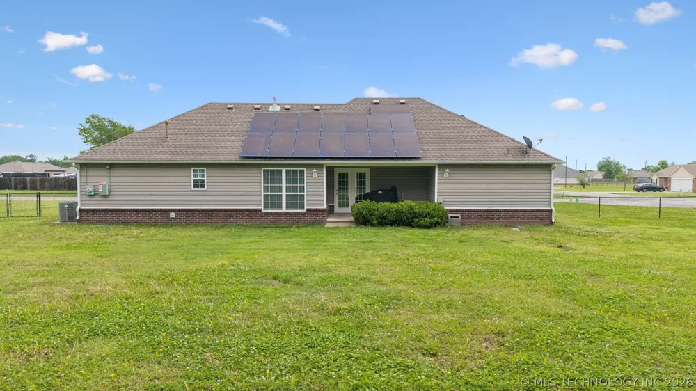 42 Winfield Drive Inola, OK 74036
