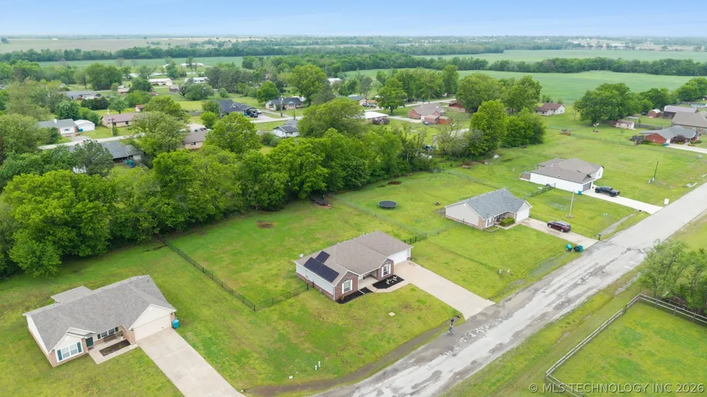 42 Winfield Drive Inola, OK 74036