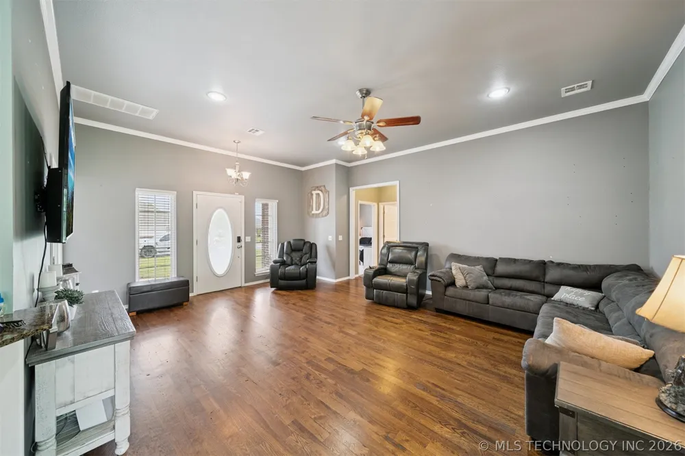 42 Winfield Drive Inola, OK 74036