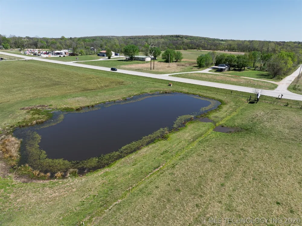 Hwy 82 Vinita, OK 74301
