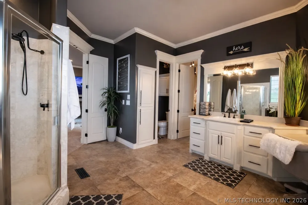 24206 3962 ROAD Bartlesville, OK 74006