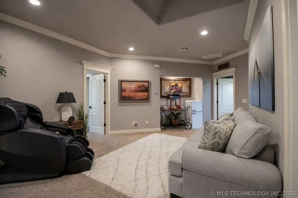 24206 3962 ROAD Bartlesville, OK 74006