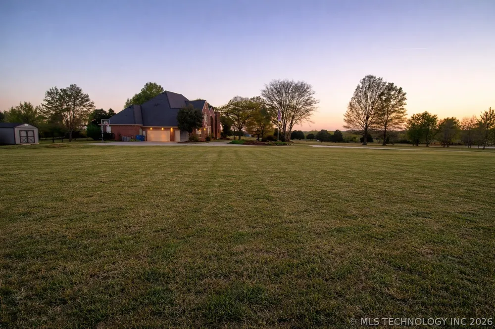 24206 3962 ROAD Bartlesville, OK 74006