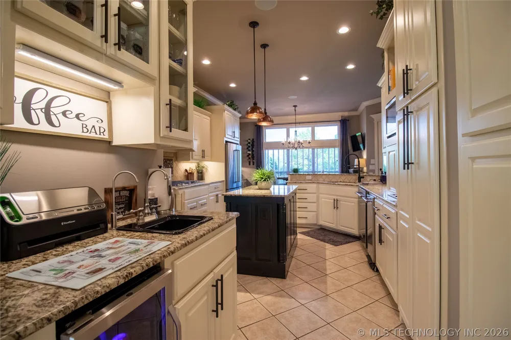 24206 3962 ROAD Bartlesville, OK 74006