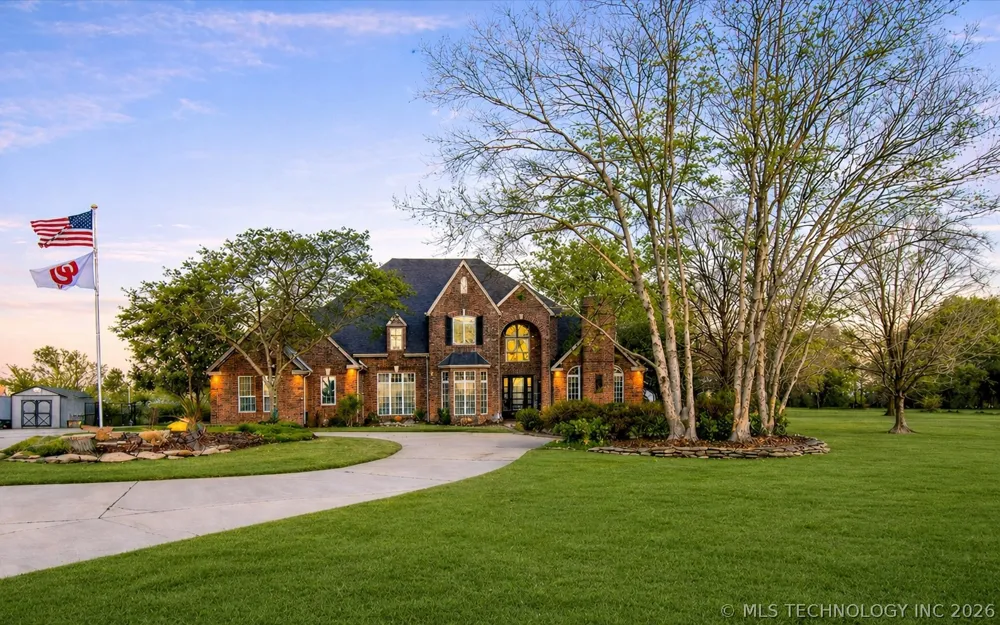 24206 3962 ROAD Bartlesville, OK 74006