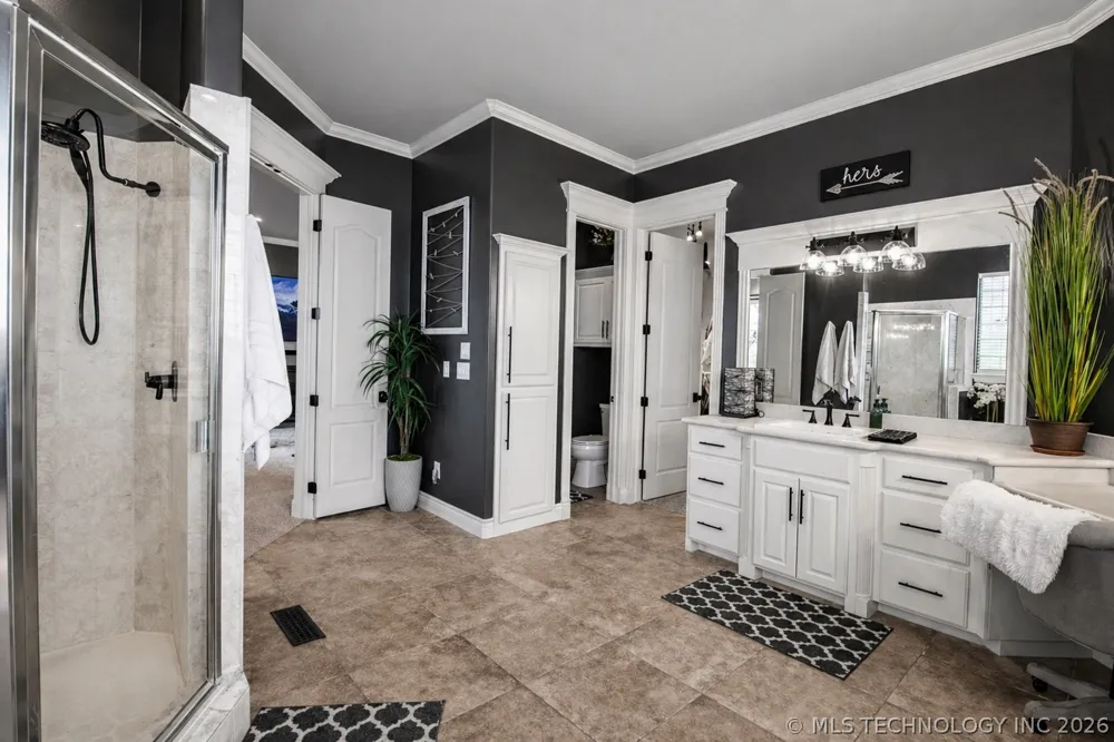 24206 3962 ROAD Bartlesville, OK 74006