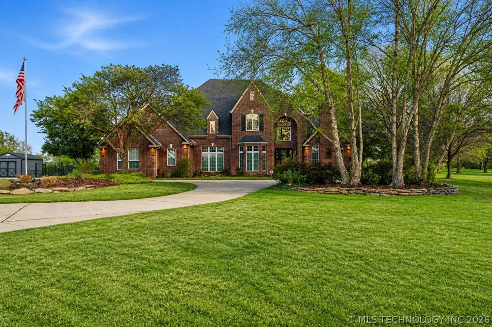 24206 3962 ROAD Bartlesville, OK 74006