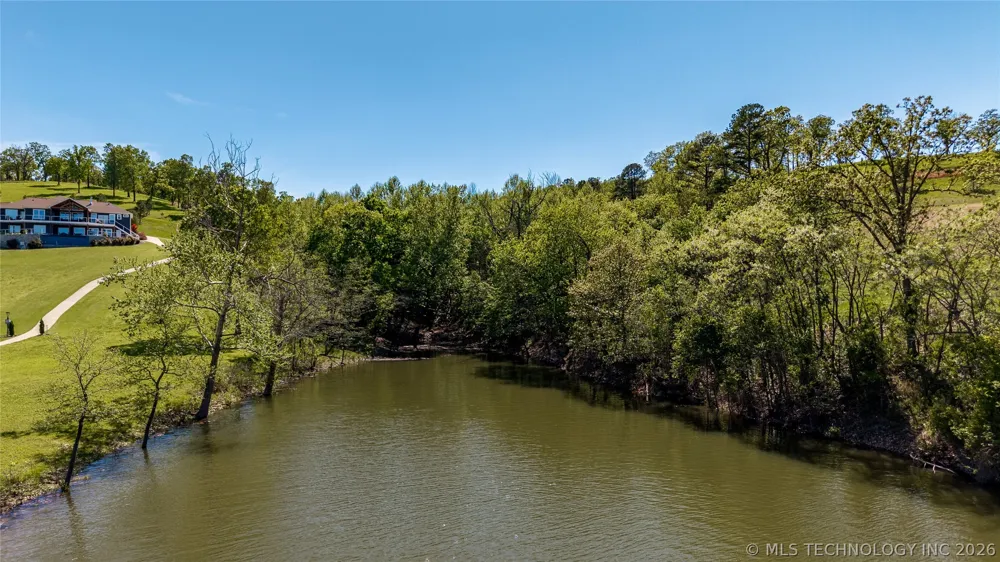 33490 S 595 ROAD Grove, OK 74344