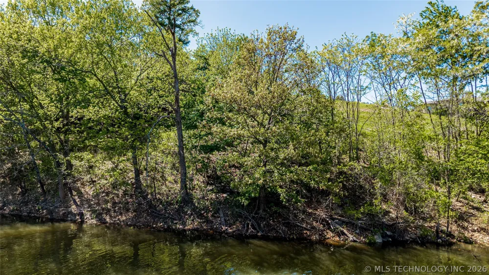 33490 S 595 ROAD Grove, OK 74344