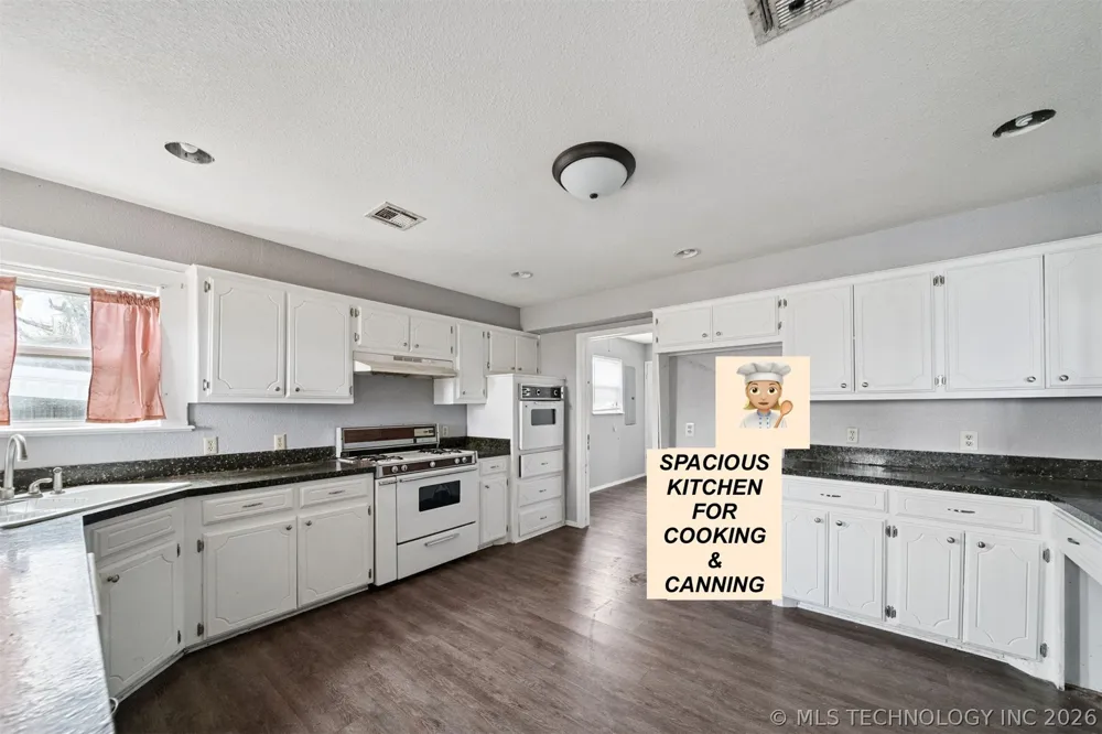 6140 County Road 1480 Ada, OK 74820