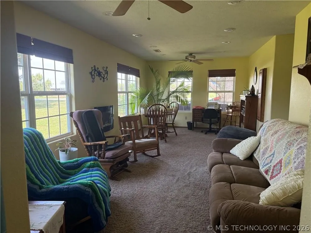10164 Bloomfield North Gentry, AR 72734