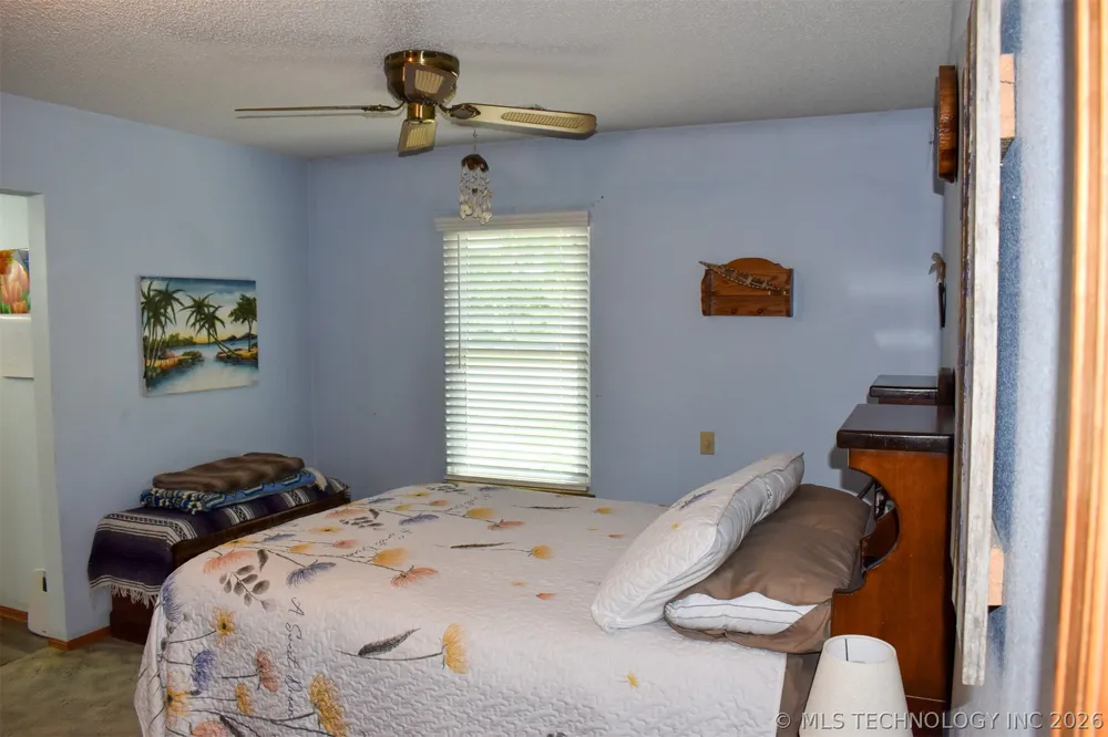 10164 Bloomfield North Gentry, AR 72734