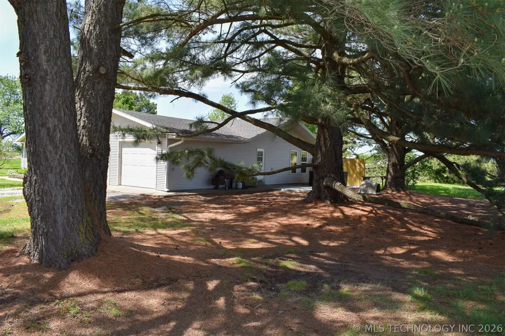 10164 Bloomfield North Gentry, AR 72734