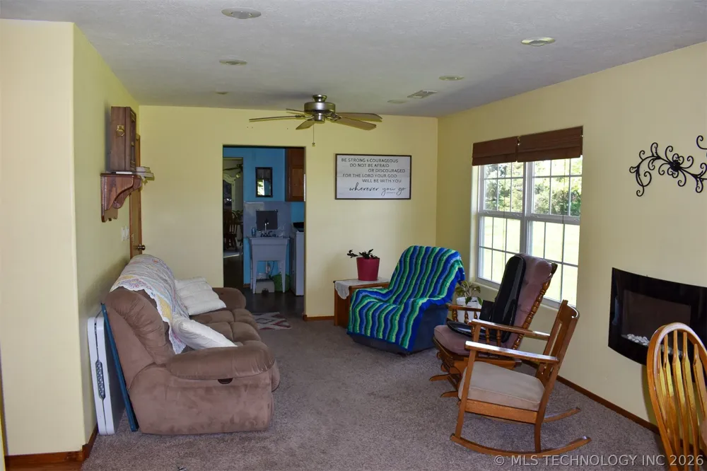 10164 Bloomfield North Gentry, AR 72734