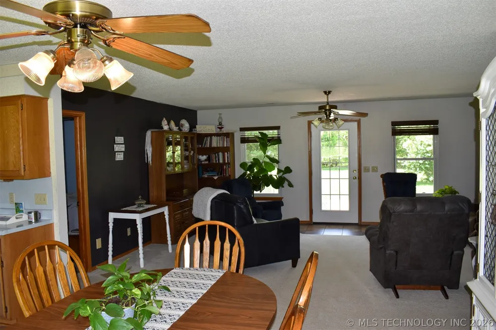 10164 Bloomfield North Gentry, AR 72734