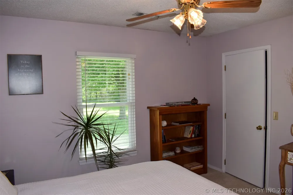 10164 Bloomfield North Gentry, AR 72734