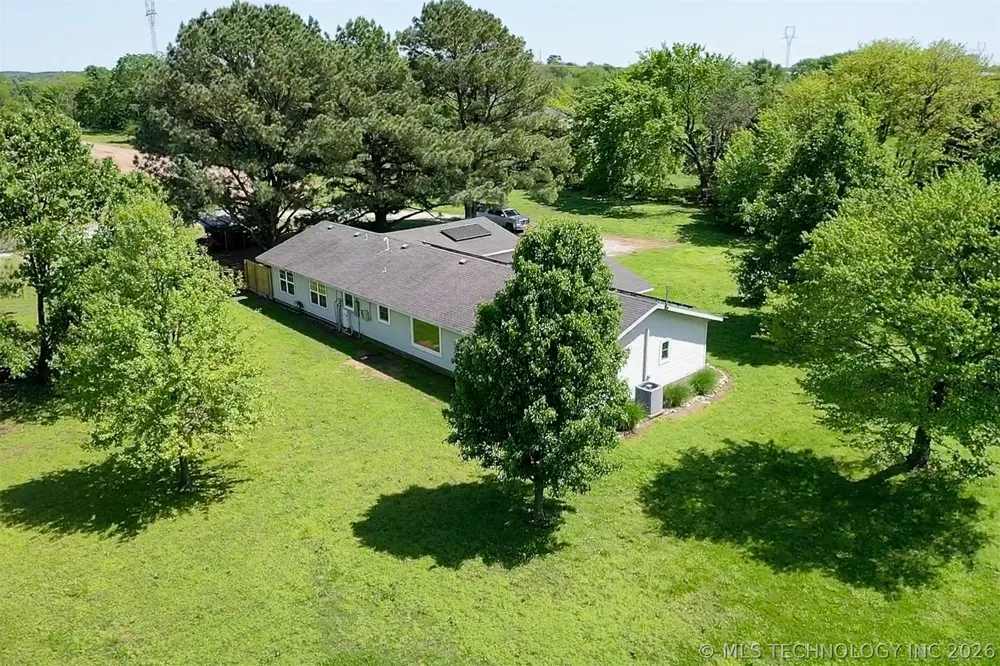 10164 Bloomfield North Gentry, AR 72734