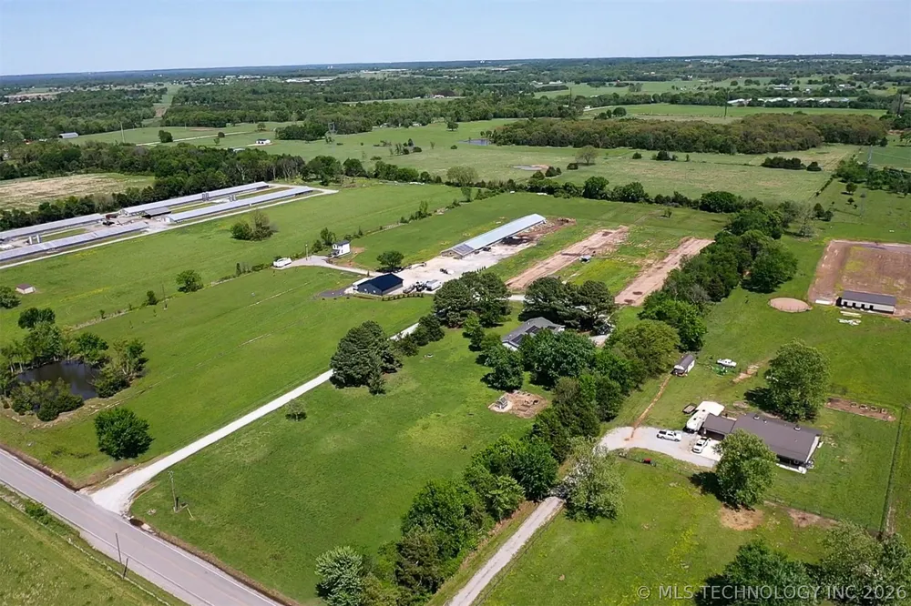 10164 Bloomfield North Gentry, AR 72734