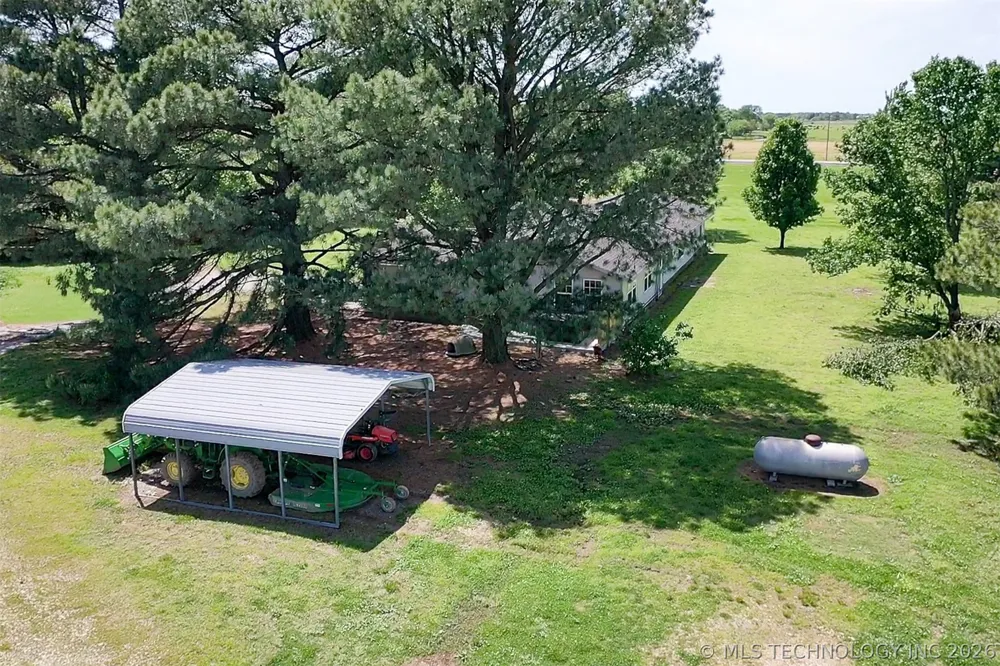 10164 Bloomfield North Gentry, AR 72734