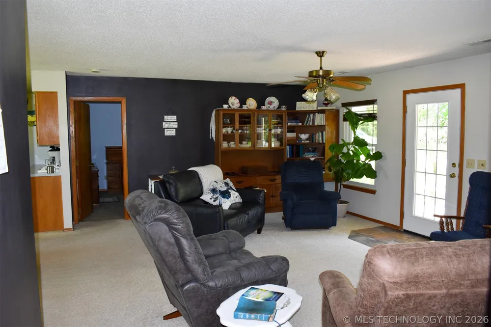 10164 Bloomfield North Gentry, AR 72734