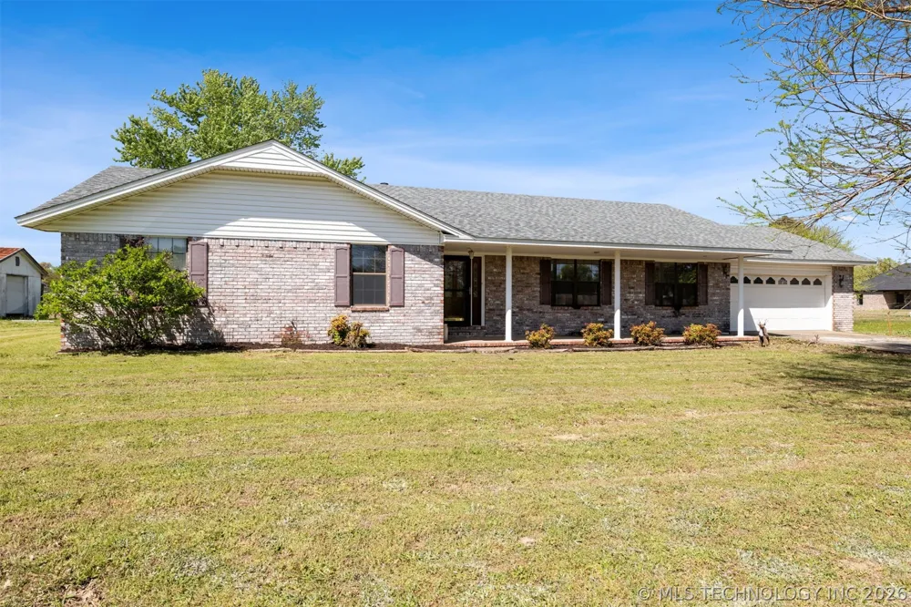 477343 E 1090 Roland, OK 74954