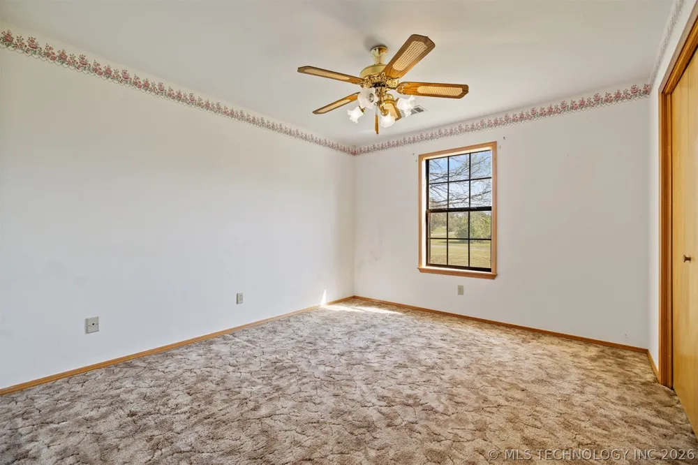 477343 E 1090 Roland, OK 74954