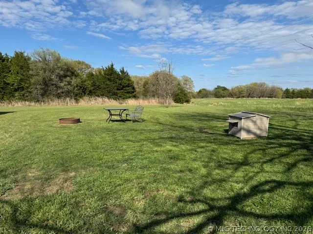 32 Holiday Road Burneyville, OK 73430