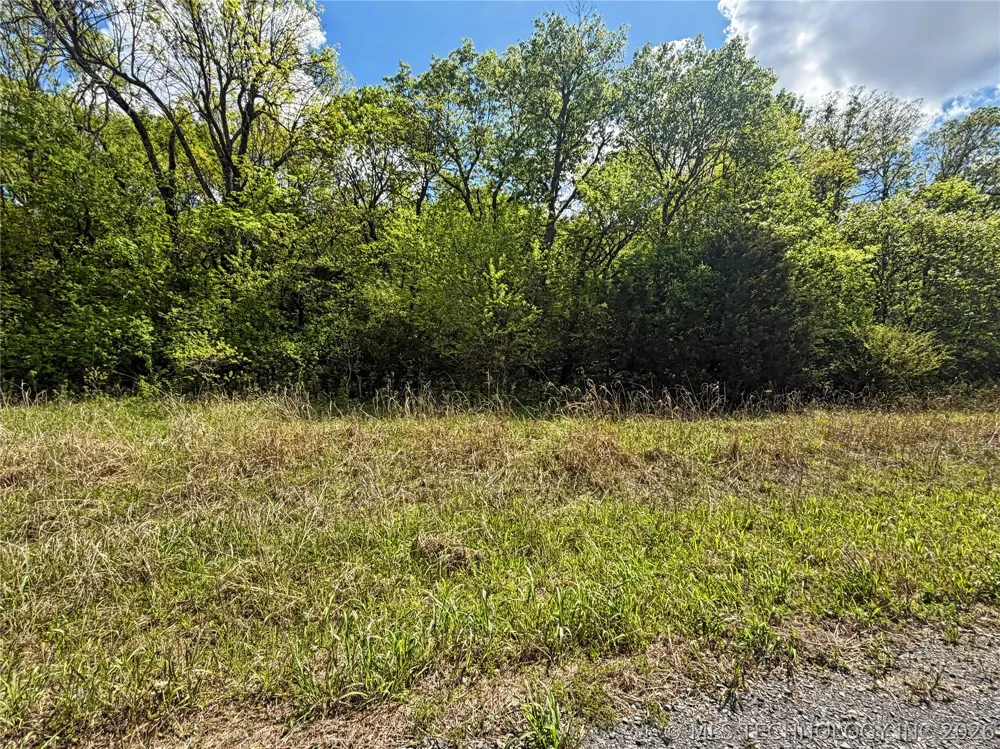 425 S Thunder Road Fort Gibson, OK 74434