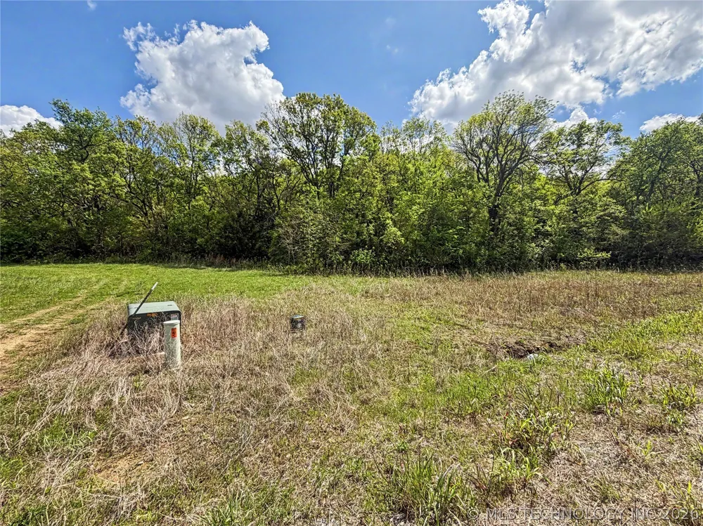 425 S Thunder Road Fort Gibson, OK 74434